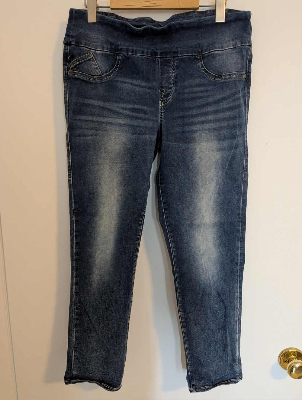 Rock & Republic Faded Dark Blue Cropped Jeggings Size 12